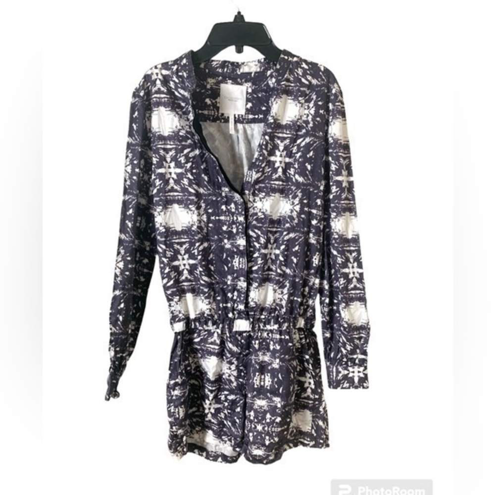New Cococabana Abstract Cosmic Romper Button Front Long Sleeve Purple Grey White